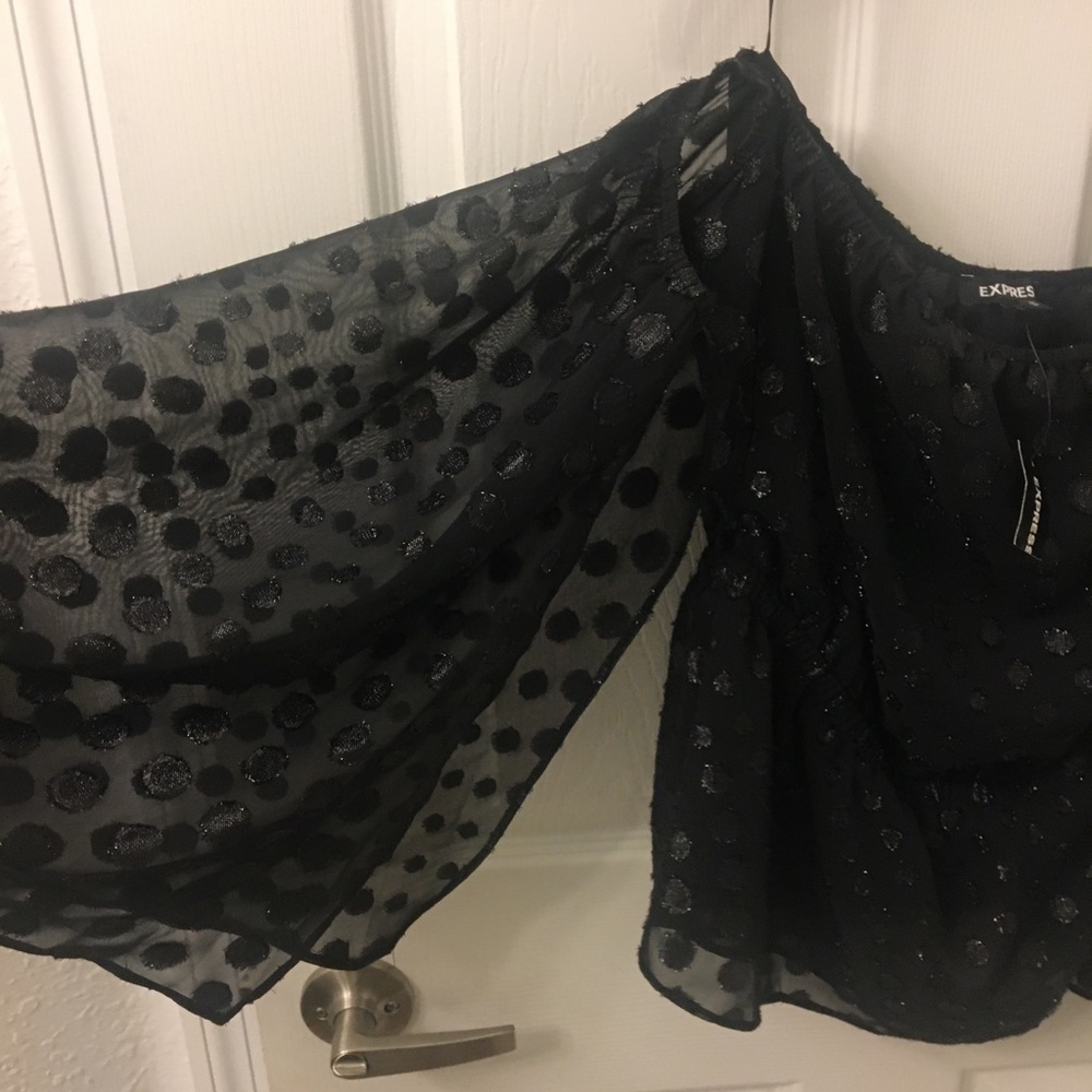 Express Off Should Blouse - Picture 2 of 3